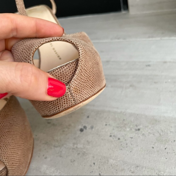 Giuseppe Zanotti Beige Pebbled Heels - Picture 5 of 11